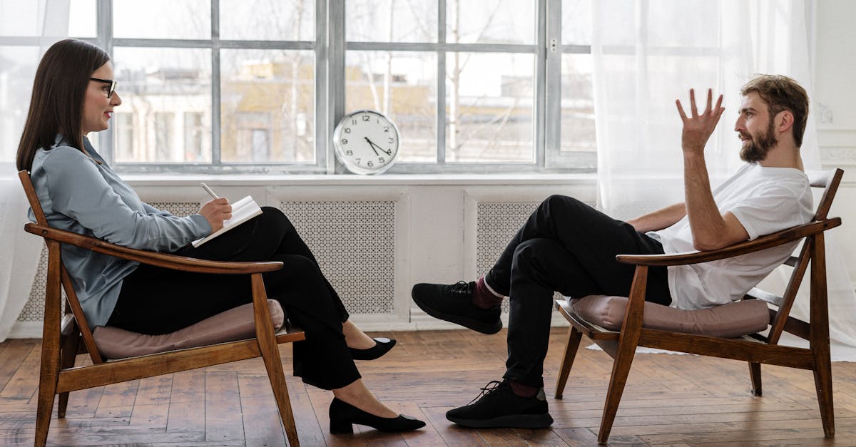découvrez comment la psychologie du marketing influence le comportement des consommateurs. apprenez les stratégies clés pour optimiser vos campagnes et engager votre audience grâce à des insights psychologiques.
