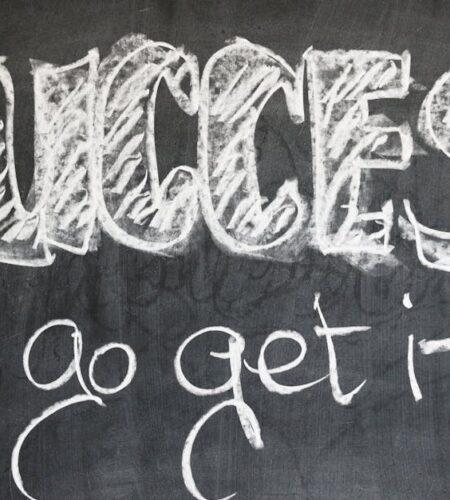 Oubliez la motivation : 10 techniques pour réussir vos projets