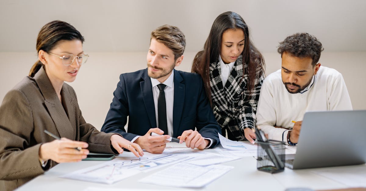 découvrez les meilleures pratiques pour la gestion d'équipe, optimisez la collaboration et stimulez la productivité au sein de votre groupe, tout en favorisant un environnement de travail positif et motivant.