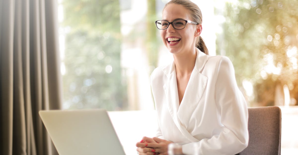 découvrez les causes de la stagnation professionnelle et comment surmonter les obstacles qui freinent votre évolution de carrière. explorez des stratégies efficaces pour relancer votre parcours et atteindre vos objectifs.