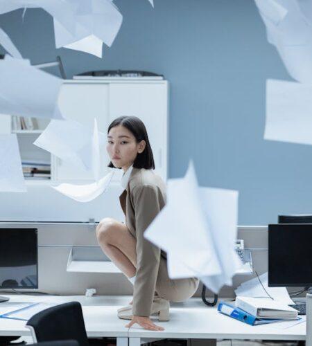 découvrez comment surmonter la stagnation de carrière avec des stratégies efficaces, des conseils d'experts et des ressources pour booster votre développement professionnel et atteindre vos objectifs de carrière.