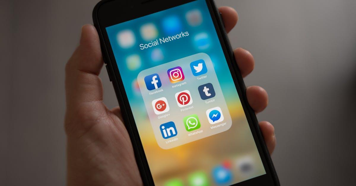 découvrez l'art de la communication efficace : techniques, stratégies et conseils pratiques pour améliorer vos échanges personnels et professionnels. apprenez à exprimer vos idées clairement et à établir des relations durables grâce à une communication assertive.