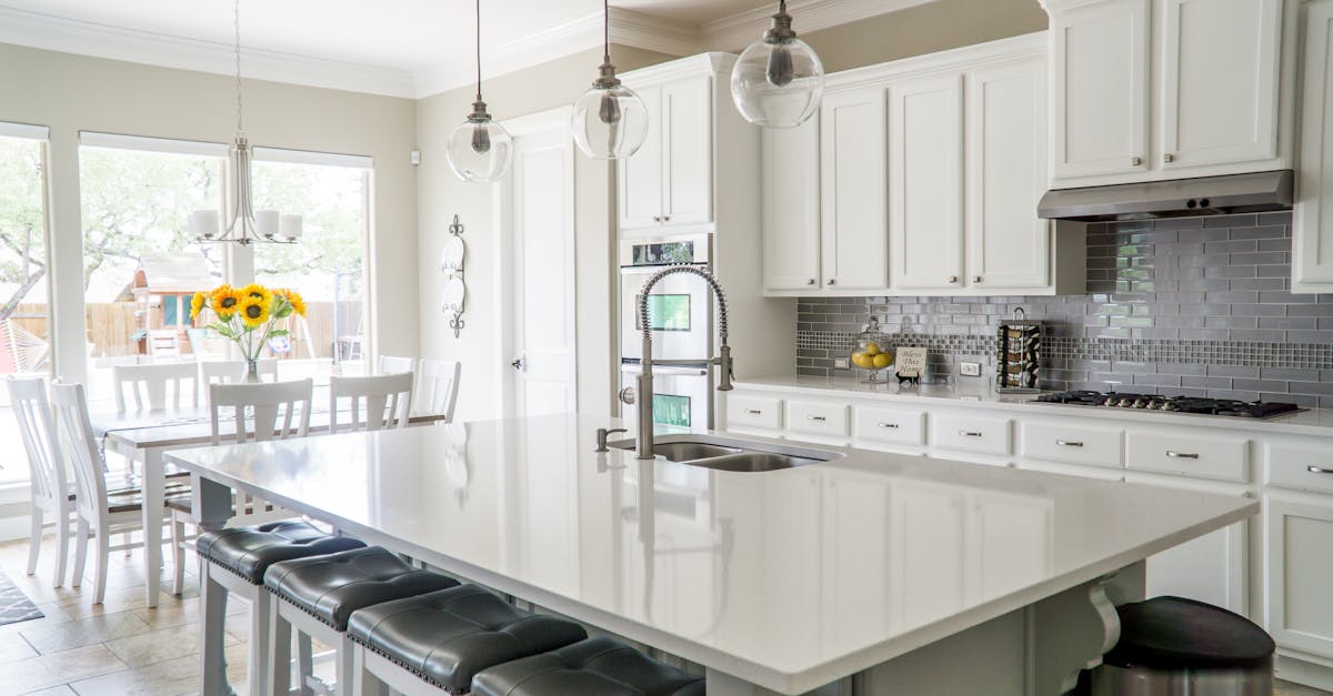 découvrez notre gamme de meubles tendance et fonctionnels pour embellir votre intérieur. que vous cherchiez des canapés confortables, des tables élégantes ou des rangements astucieux, trouvez des pièces uniques qui allient style et praticité pour chaque pièce de votre maison.