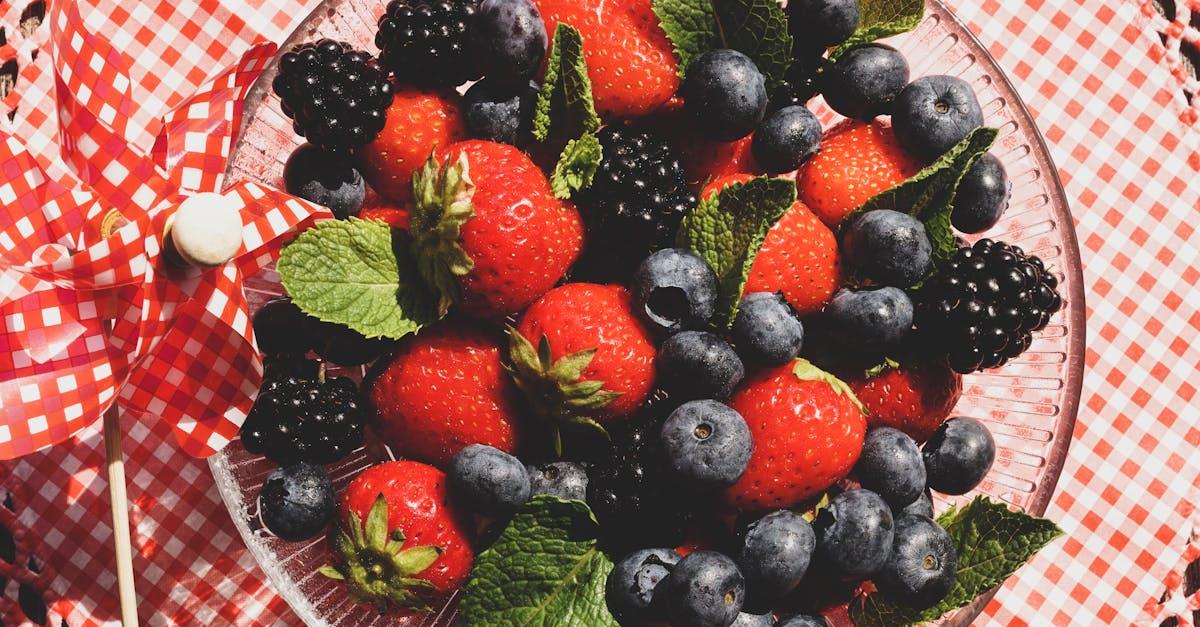découvrez les bienfaits d'une alimentation saisonnière : savourez des produits frais et locaux, adaptez votre régime à chaque saison et améliorez votre santé tout en respectant l'écologie. explorez nos conseils pour une diète qui évolue au gré des saisons.