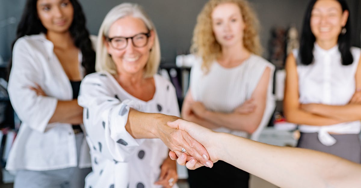 découvrez les meilleures stratégies pour optimiser la performance de votre équipe. apprenez comment motiver vos collaborateurs, améliorer la communication et atteindre vos objectifs collectifs avec succès.