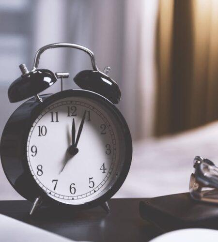 découvrez des stratégies efficaces de gestion du temps pour maximiser votre productivité et atteindre vos objectifs. apprenez à mieux organiser votre journée avec des conseils pratiques et des outils adaptés.