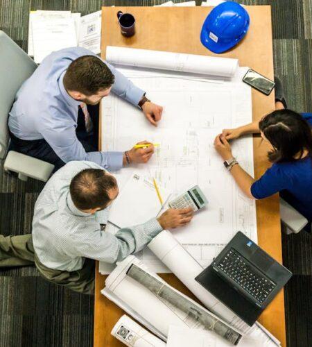découvrez l'importance de la collaboration dans le monde professionnel. apprenez comment travailler en équipe peut améliorer la productivité, stimuler la créativité et renforcer les relations interpersonnelles. explorez des stratégies pour favoriser un environnement collaboratif et atteindre des objectifs communs.
