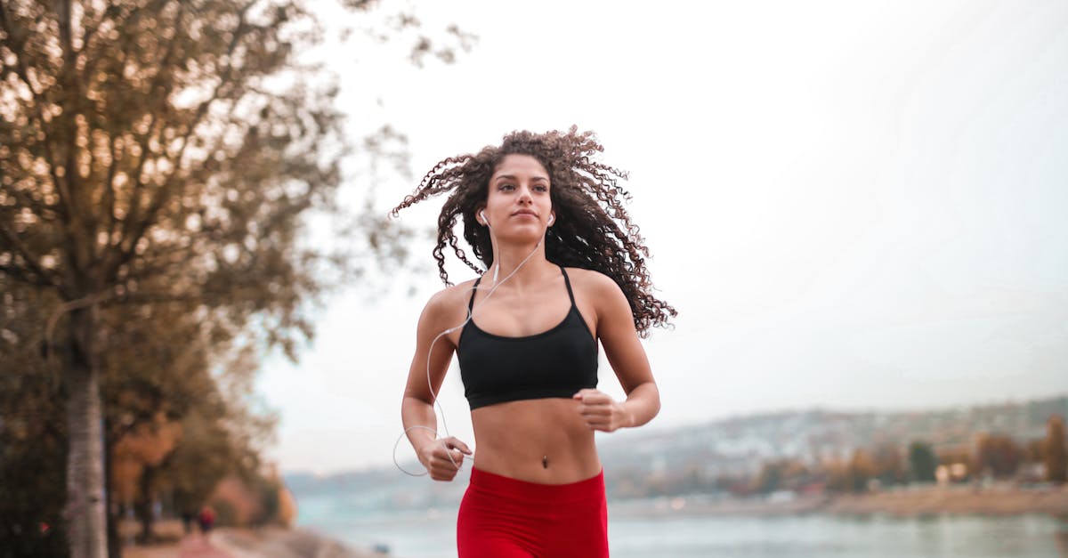 découvrez une routine fitness efficace pour améliorer votre forme, gagner en énergie et atteindre vos objectifs santé. conseils, exercices et astuces adaptés à tous les niveaux.