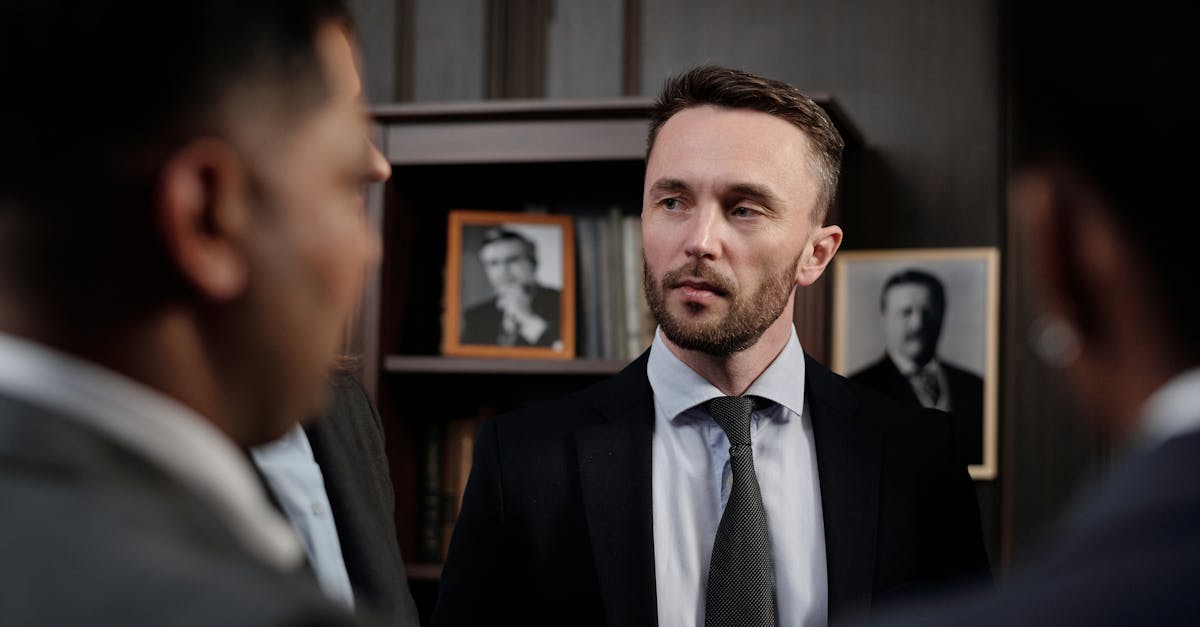 découvrez les clés du leadership efficace : conseils, stratégies et compétences essentielles pour inspirer, motiver et guider votre équipe vers le succès.