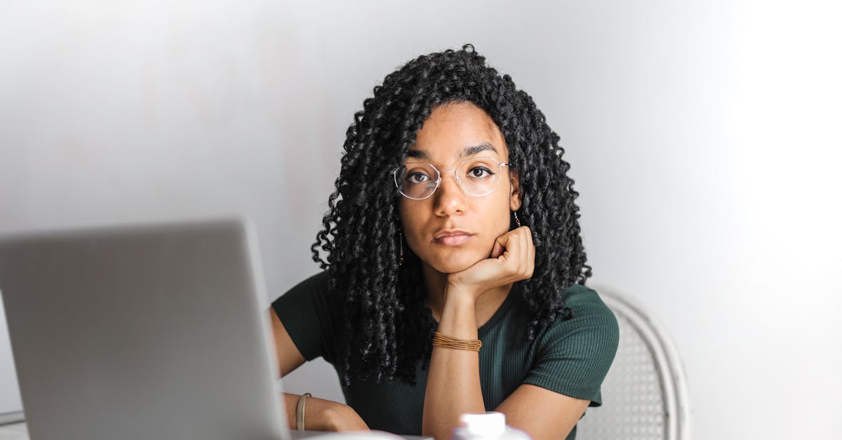 découvrez les clés d'un management efficace : stratégies de leadership, gestion d'équipe et motivation des collaborateurs pour booster la performance de votre entreprise.