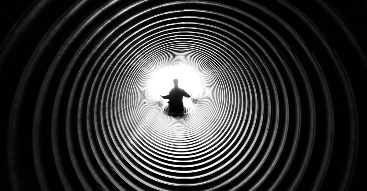 découvrez comment la perspective influence notre manière de percevoir le monde et d'interpréter les événements. explorez les différents types de perspectives, que ce soit en art, en psychologie ou en philosophie, et enrichissez votre compréhension des points de vue qui façonnent notre réalité.