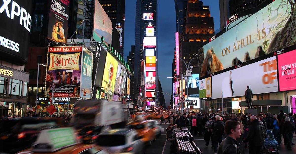 réservez votre taxi fiable en quelques clics. profitez d'un service ponctuel, sécurisé et confortable pour tous vos déplacements en ville et aux alentours.